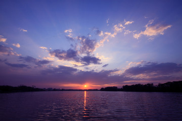 广西军校的录取分数线(2021年广西军校最低分数线)